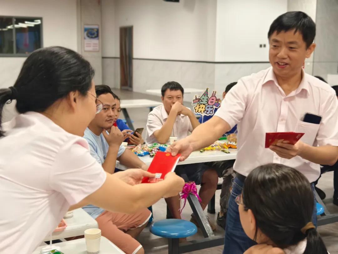 共庆生辰 温暖偕行——志翔举行第三季度生日会活动_赢天堂